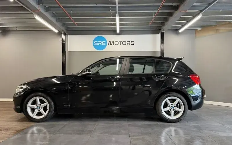 Begagnad BMW 116 116 HK (85 kW) 2019 Halvkombi
