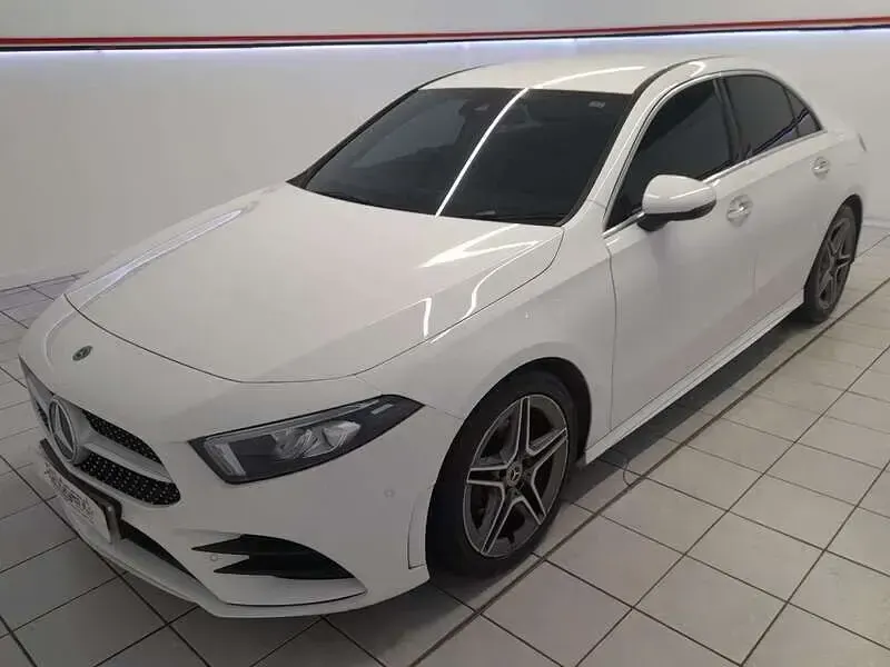 Used Mercedes A180 AMG Line Premium 116 HP (85 kW) 2019 White Sedan
