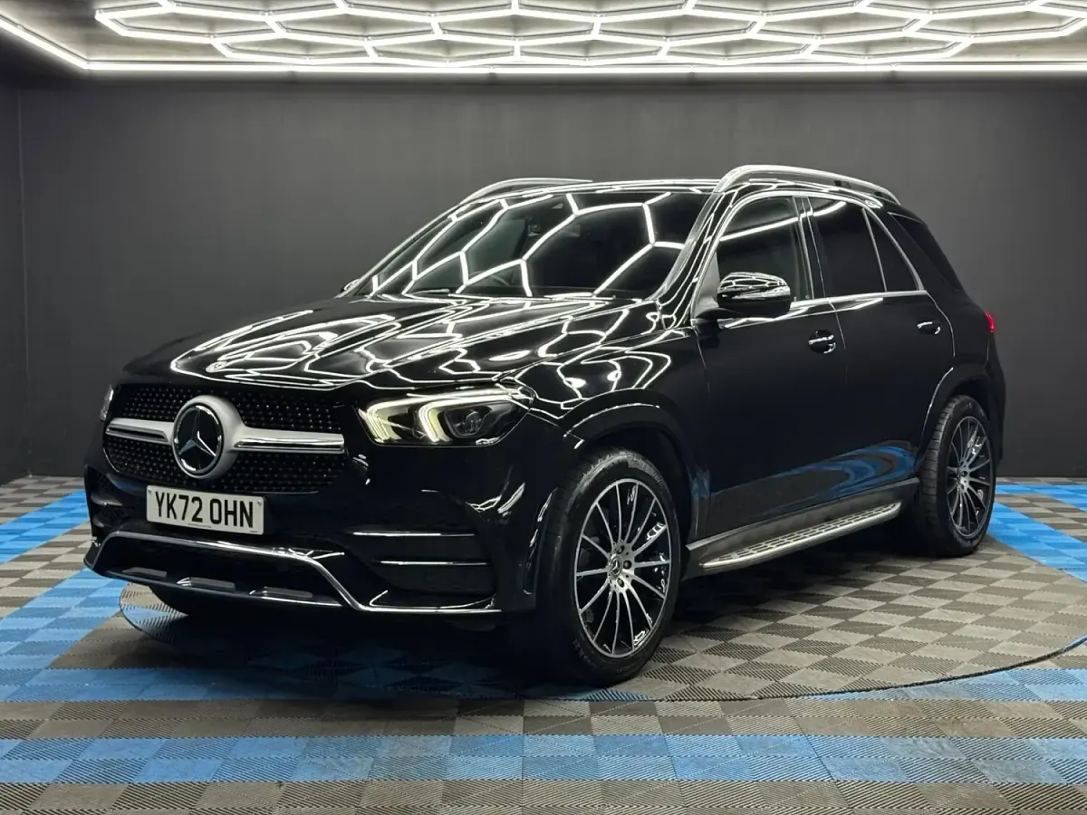 Begagnad Mercedes GLE400 AMG line 2022 Svart Kombi