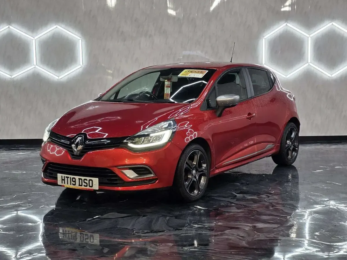 Used Renault Clio IV GT-Line 90 HP (66 kW) 2019 Red Hatchback