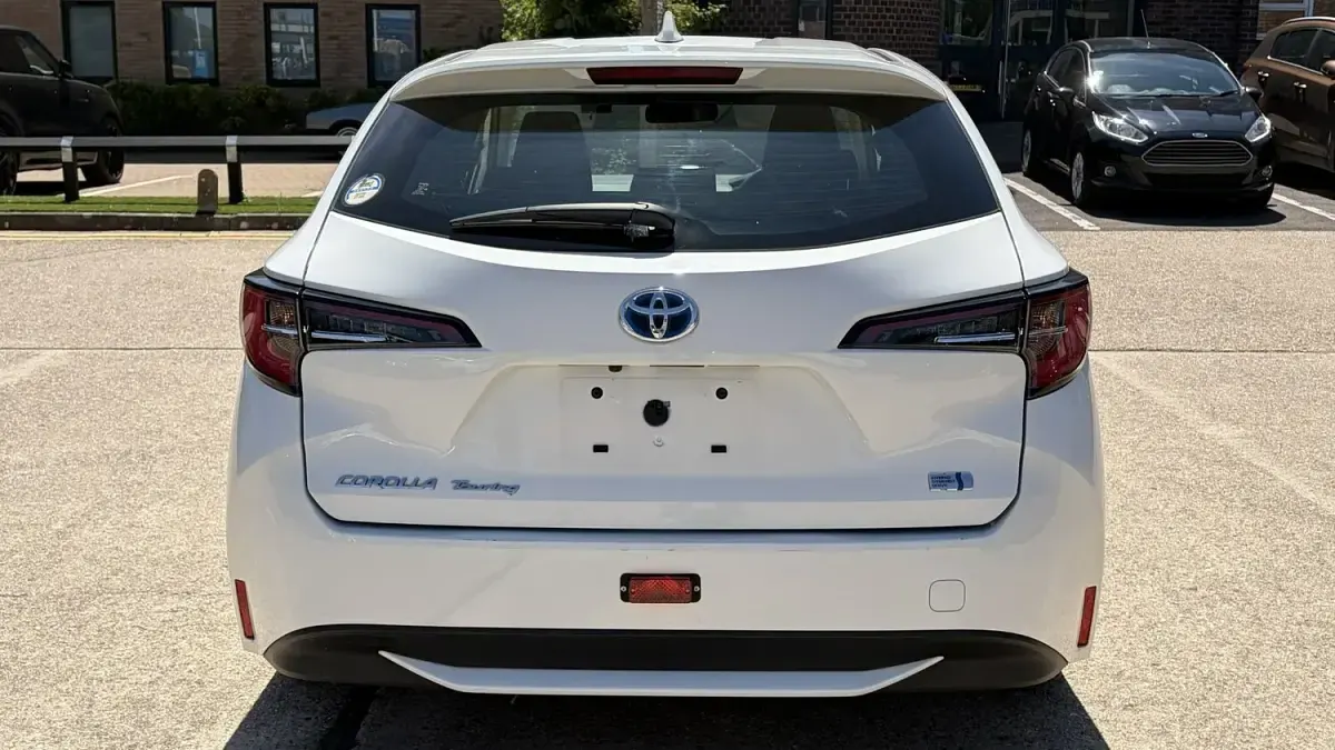 Used Toyota Corolla 2023 White Estate