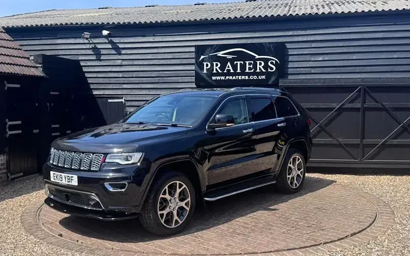 Used Jeep Grand Cherokee Overland 250 HP (183 kW) 2019 Black SUV