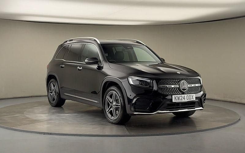 Used 2026 Mercedes GLB220 AMG Line Premium SUV | £33,950 - Image 1/4