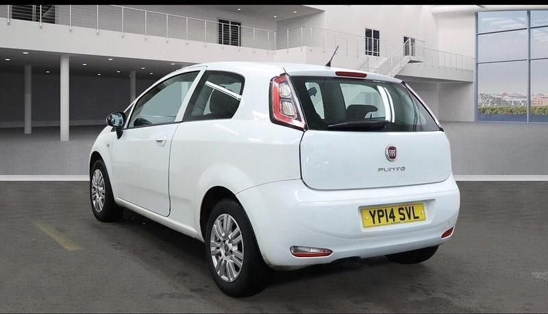 Used Fiat Punto Easy 2014 White Hatchback