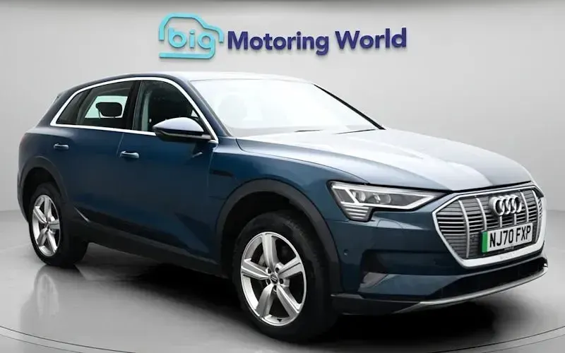 Używany Audi e-tron 230 kW (313 KM) 2022 SUV