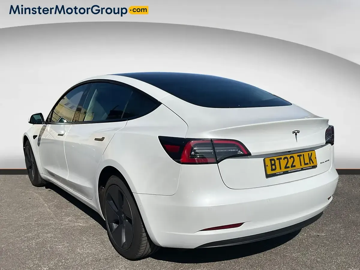 Used Tesla Model 3 Long Range AWD 366 kW (498 HP) 2022 White Sedan