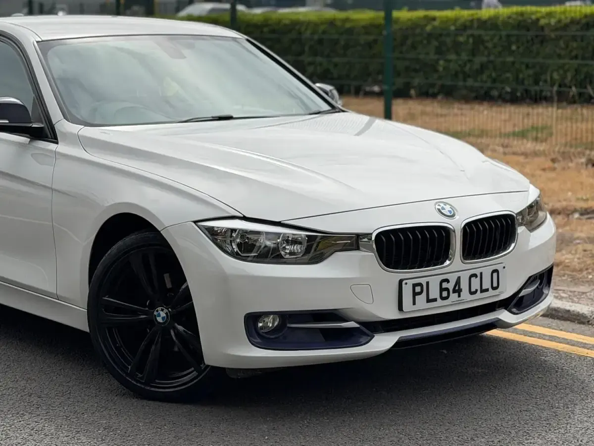 Used BMW 320 Sport Line 2014 White Sedan