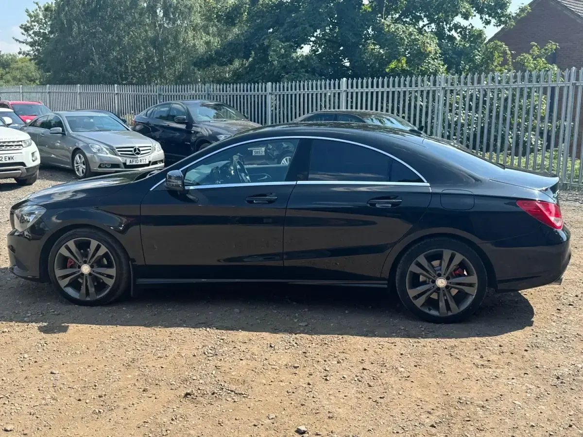 Used Mercedes CLA180 122 HP (89 kW) 2013 Black Coupe