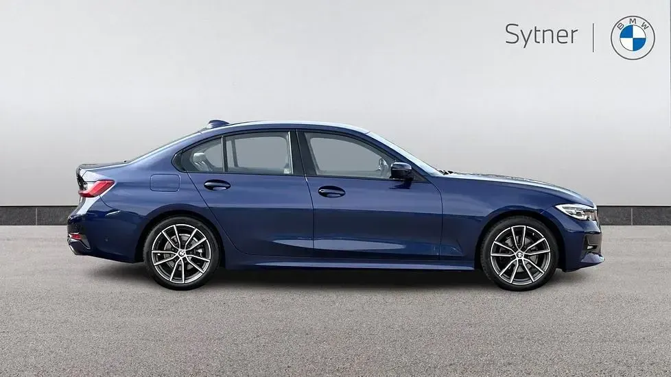 Used BMW 320 Sport Line 181 HP (133 kW) 2019 Blue