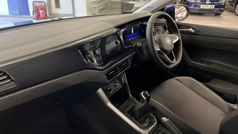 Used VW Taigo Life 115 HP (84 kW) 2025 Reef blue metallic SUV