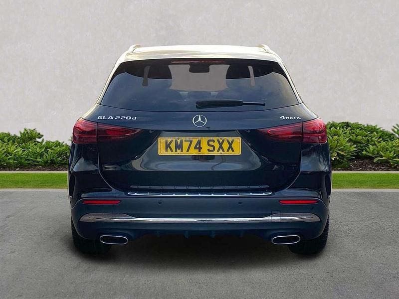 Used Mercedes GLA220 AMG Line Premium Plus 190 HP (139 kW) 2024 Black SUV