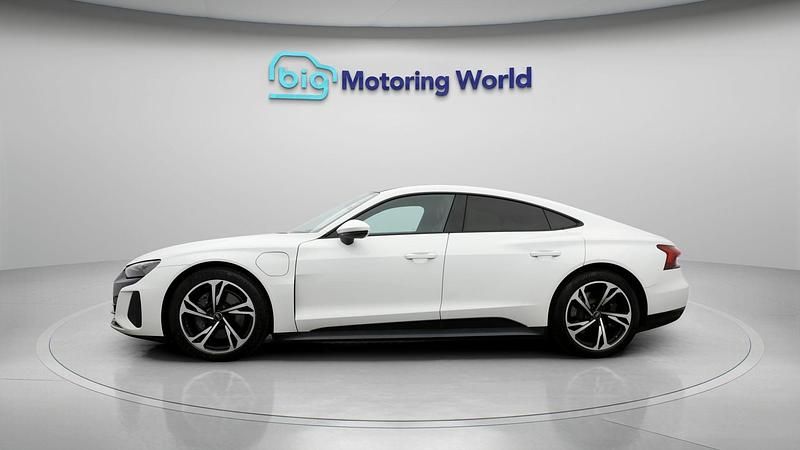 Used Audi e-tron GT quattro 430 kW (585 HP) 2022 White Sedan