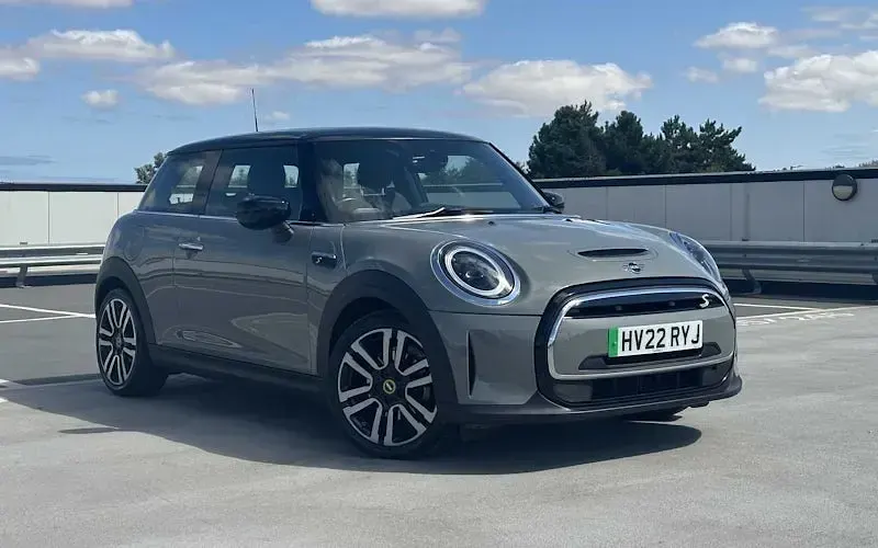 Used Mini Cooper S Level 2 135 kW (184 HP) 2022 Hatchback
