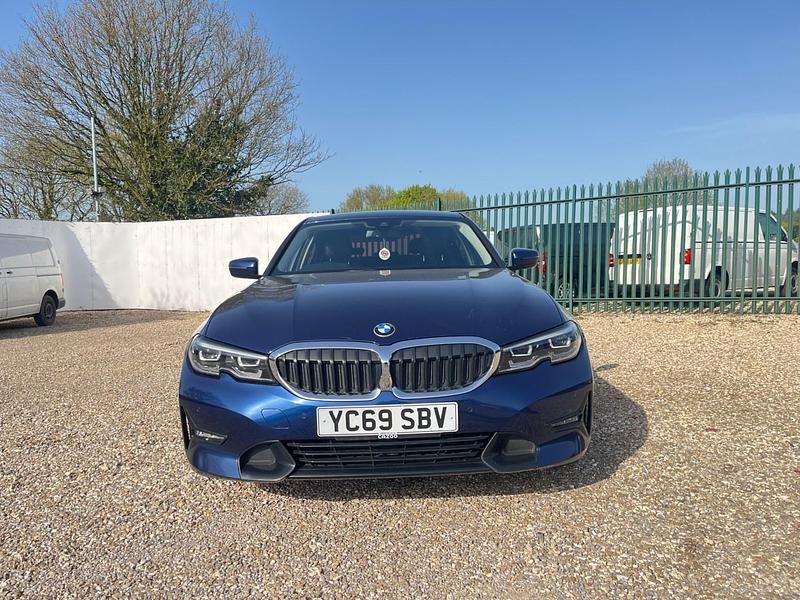 Used BMW 320 Sport Line 190 HP (139 kW) 2019 Blue Sedan