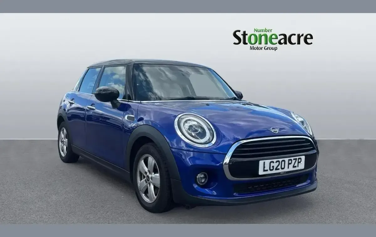 Used Mini Cooper Classic 134 HP (98 kW) 2020 Blue Hatchback