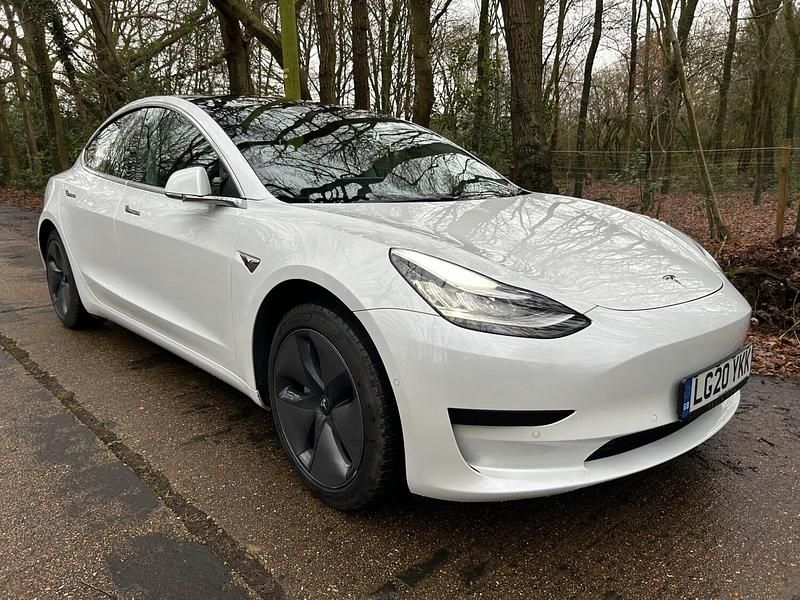 White Used 2020 Tesla Model 3 Standard Range Sedan | £11,995 (Fair price) - Image 1/4