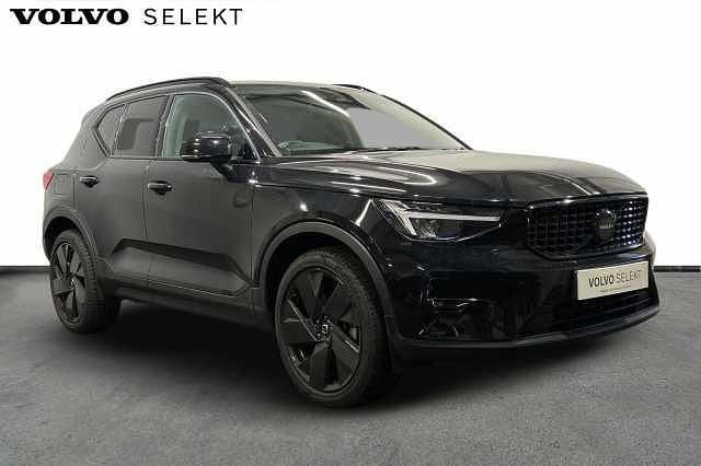 Black Used 2025 Volvo XC40 Plus SUV | £34,000 (Fair price) - Image 1/3
