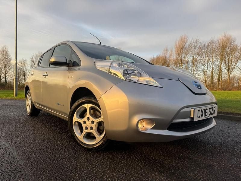 Used Nissan Leaf Acenta 80 kW (109 HP) 2016 Silver Hatchback