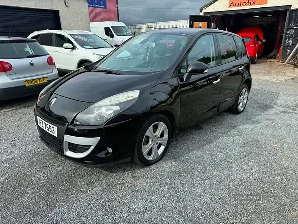 Used Renault Scénic III Dynamique 2012 Black MPV