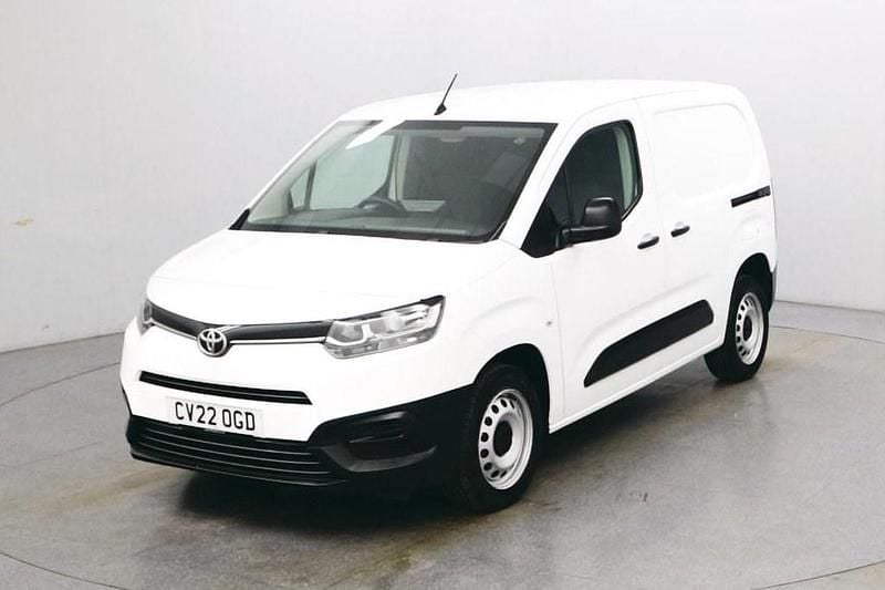 White Used 2022 Toyota Proace Active Van | £8,490 (Good price) - Image 1/4