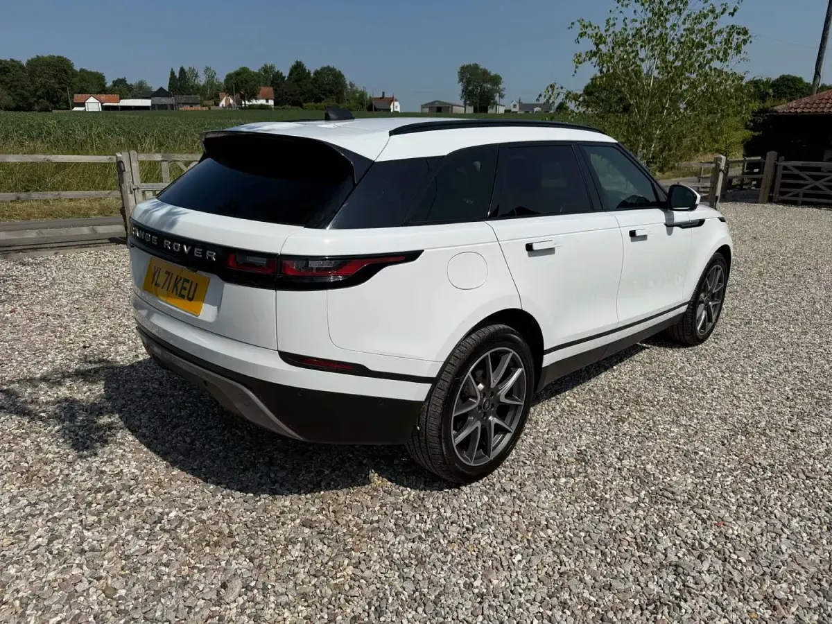 Gebraucht Land Rover Range Rover Velar HSE 404 PS (297 kW) 2021 Weiß SUV