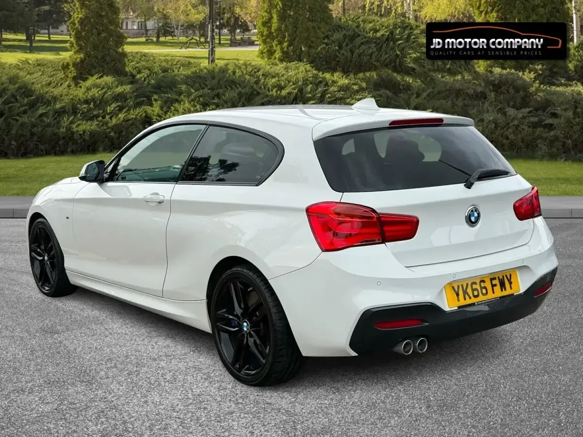 Used BMW 120 M Sport 190 HP (139 kW) 2016 White Hatchback