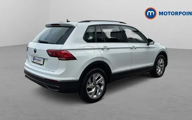 Used VW Tiguan Life 150 HP (110 kW) 2023 White SUV
