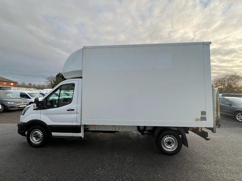 Begagnad Ford Transit S 130 HK (95 kW) 2022 Vit Cab