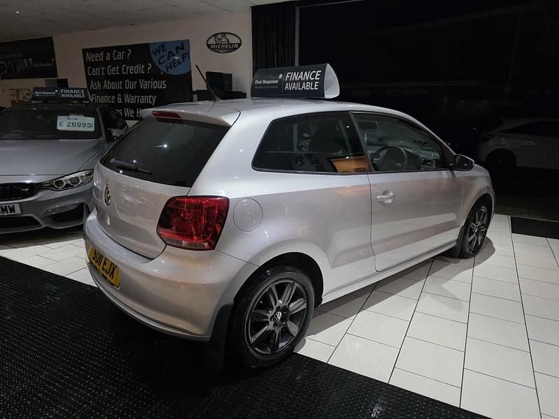 Used VW Polo Match 60 HP (44 kW) 2011 Silver Hatchback
