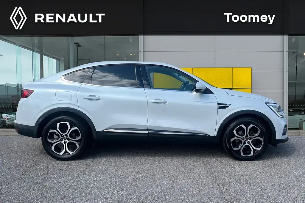 Used Renault Arkana Version S 142 HP (104 kW) 2022 White SUV