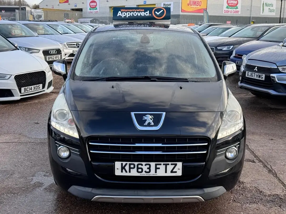 Used Peugeot 3008 200 HP (147 kW) 2013 Black Hatchback