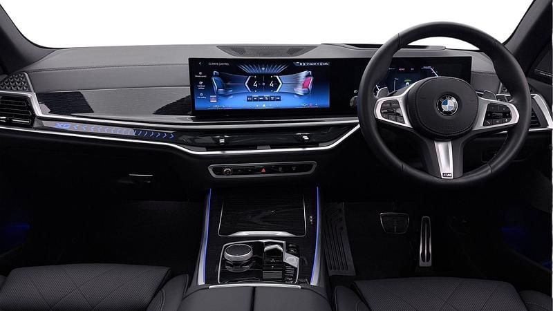 Used BMW X5 M Sport 294 HP (216 kW) 2024 White SUV