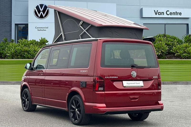 Used VW California California 204 HP (150 kW) 2023 Red Van