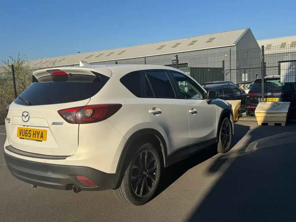 Used Mazda CX-5 Inclusive 175 HP (128 kW) 2015 White SUV