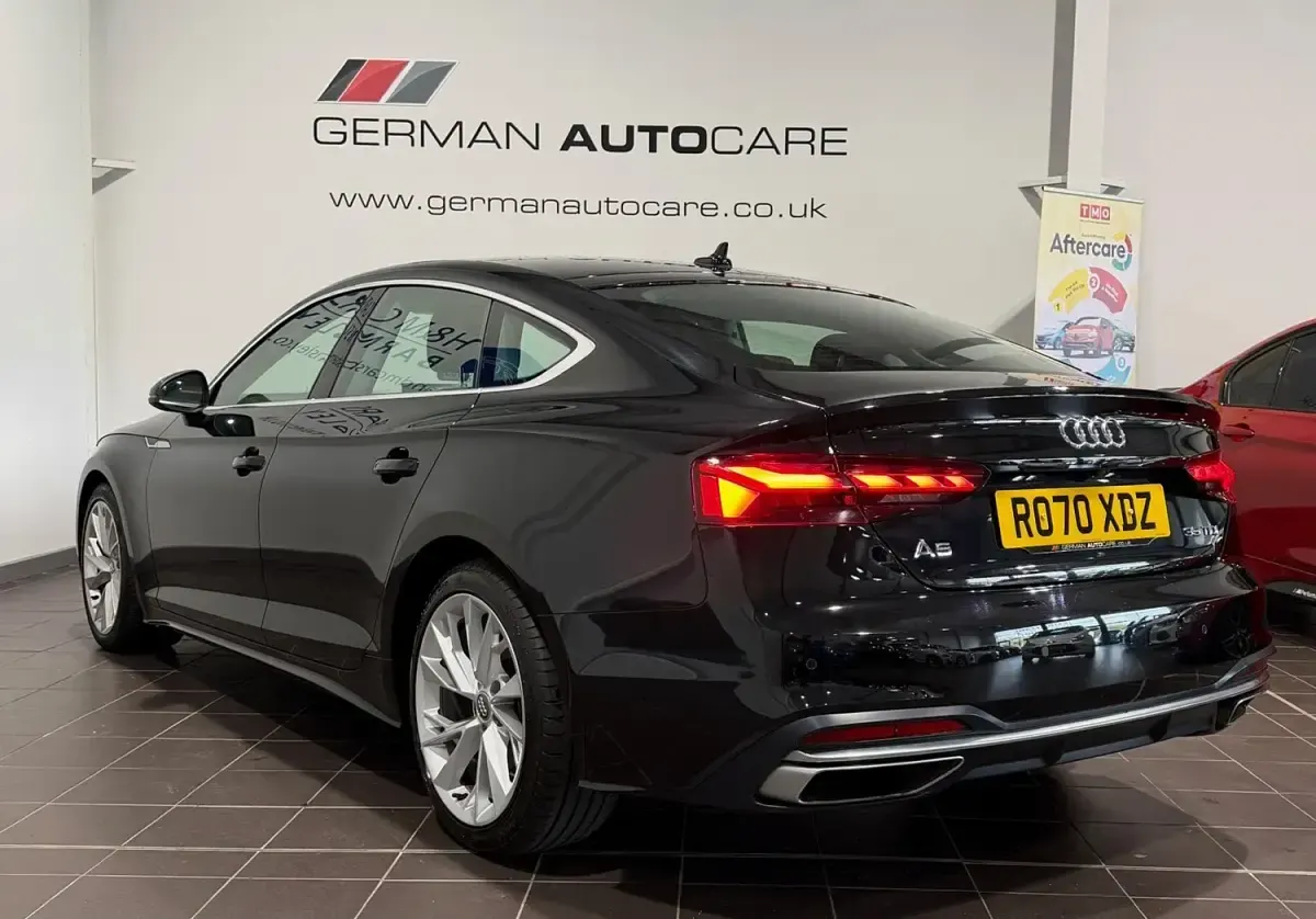 Usado Audi A5 Sportback Sport 190 CV (139 kW) 2020 Negro Utilitario