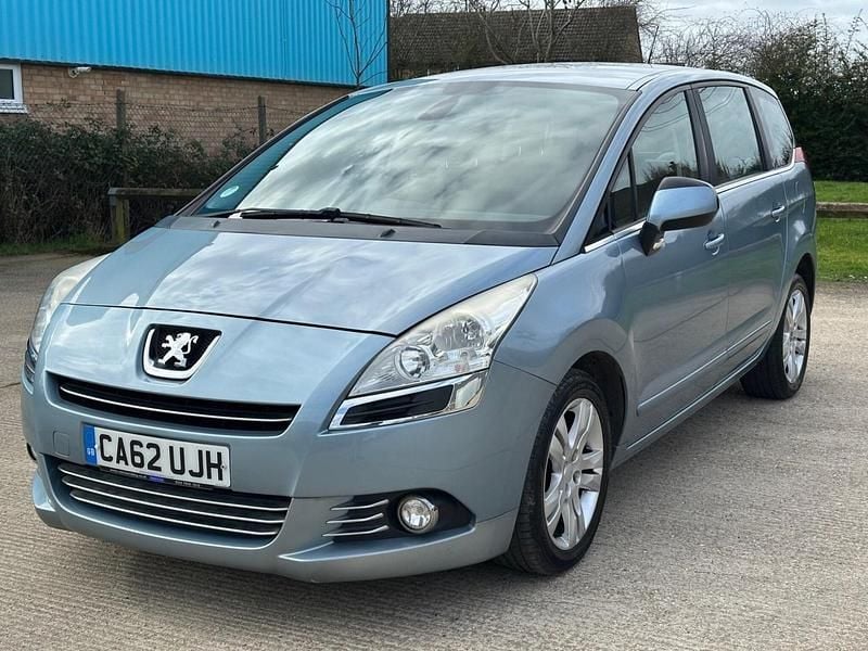 Used Peugeot 5008 Active 112 HP (82 kW) 2012 Blue MPV
