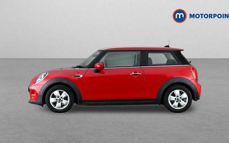 Begagnad Mini Cooper Classic 136 HK (100 kW) 2021 Halvkombi