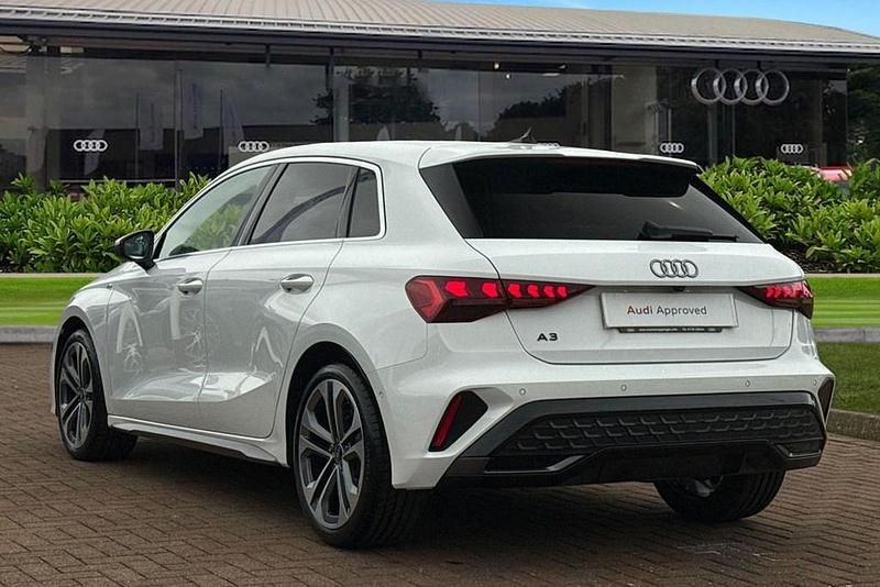 Used Audi A3 S-Line 116 HP (85 kW) 2025 White Hatchback