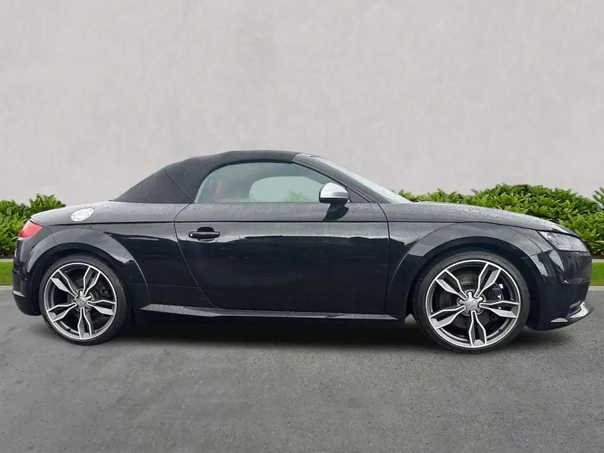 Usado Audi TTS Sport 306 CV (225 kW) 2017 Negro Descapotable