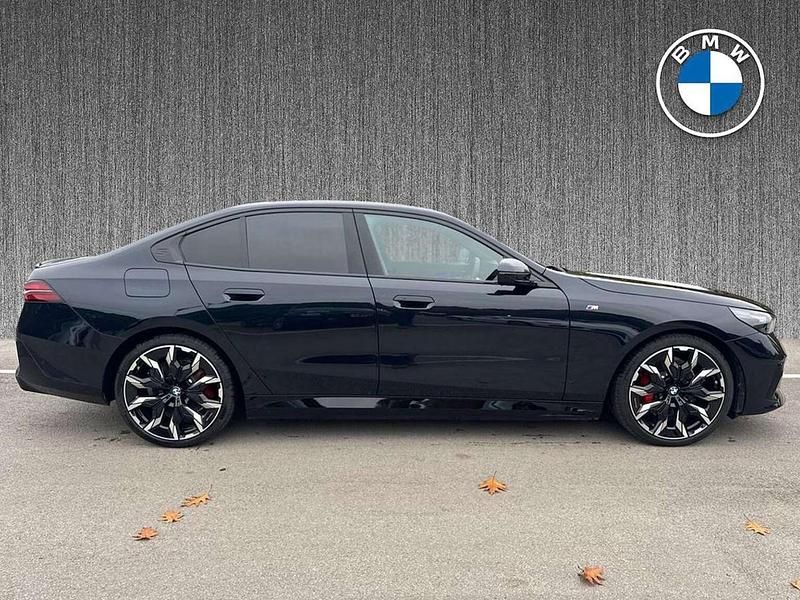 New BMW 530e M Sport 2025 Black Sedan