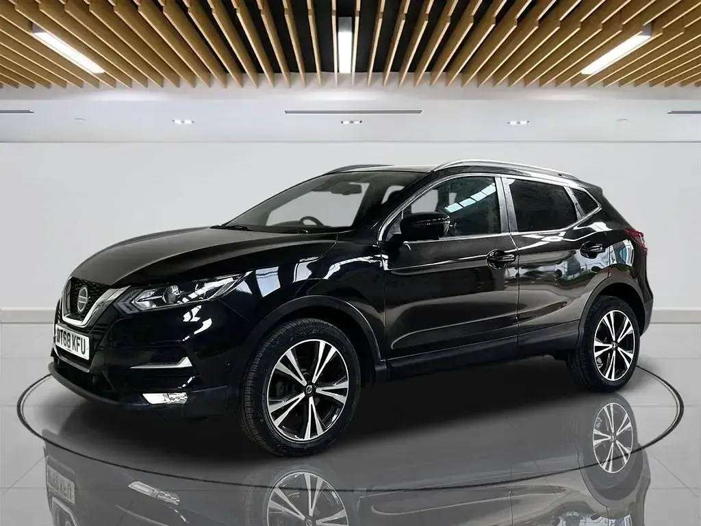 Used Nissan Qashqai N-Connecta 160 HP (117 kW) 2019 Black SUV