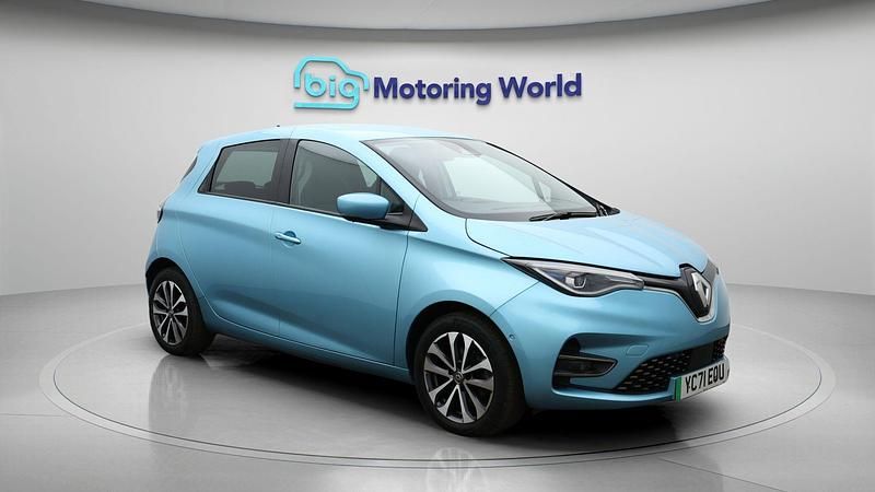Used Renault Zoe GT-Line 100 kW (136 HP) 2021 Blue Hatchback