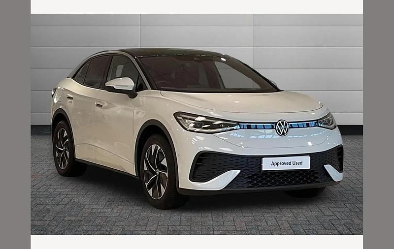 White Used 2025 VW ID.5 Pro SUV | £28,980 (Fair price) - Image 1/3