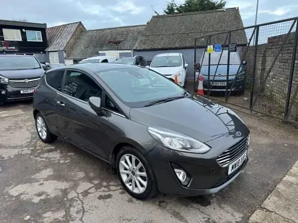 Used Ford Fiesta Titanium 2018 Grey Hatchback