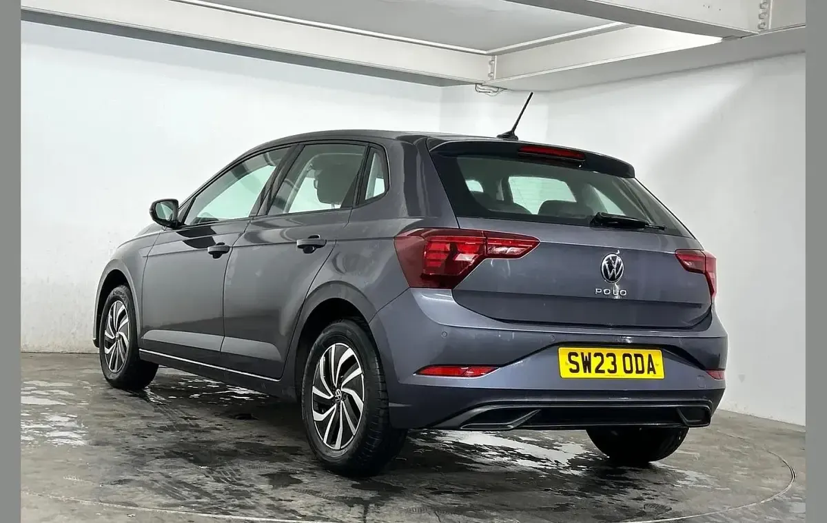 Used VW Polo Life 95 HP (69 kW) 2023 Grey Hatchback