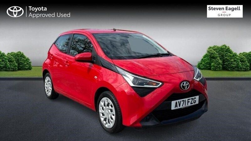 Red Used 2021 Toyota Aygo X-play Hatchback | £10,392 (Fair price) - Image 1/4
