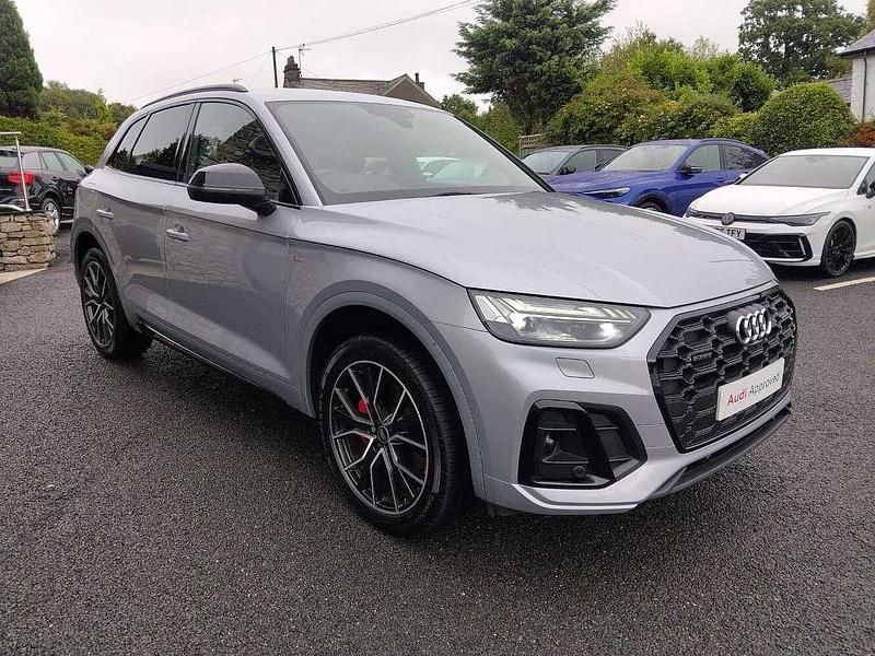 Silver Used 2022 Audi Q5 Comfort SUV | £38,995 (Fair price) - Image 1/4