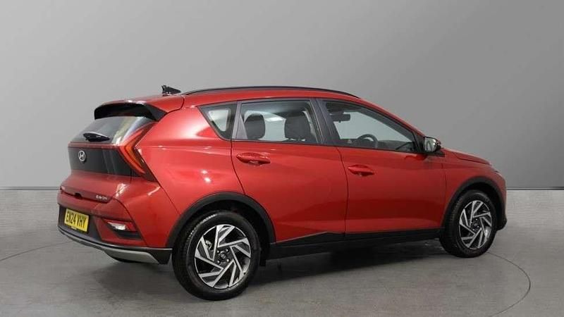Used Hyundai Bayon Advanced 100 HP (73 kW) 2024 Red SUV