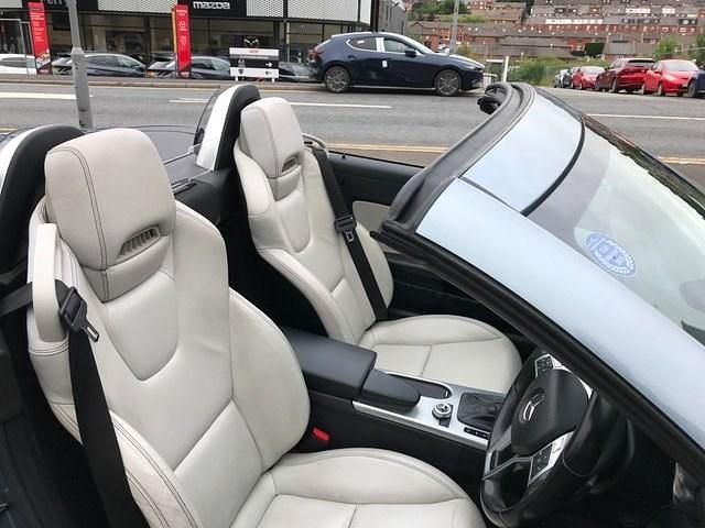 Used Mercedes SLK200 AMG 184 HP (135 kW) 2012 Silver Cabriolet
