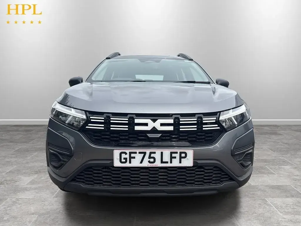 Used Dacia Jogger Essentiel 110 HP (80 kW) 2025 Grey MPV
